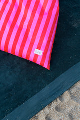 Puff playa rayas rosas impermeable